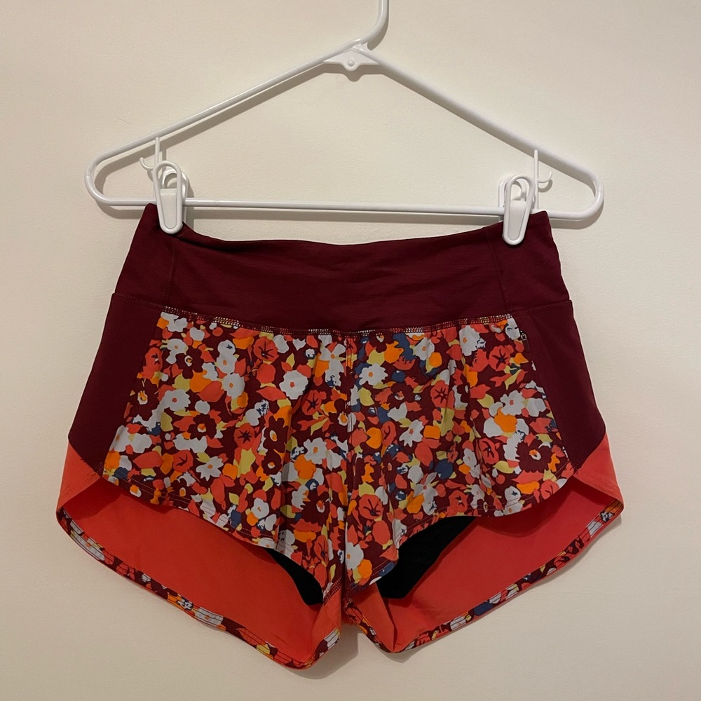 Outdoor Voices Floral Shorts. Size Small. 2.5 in inseam.